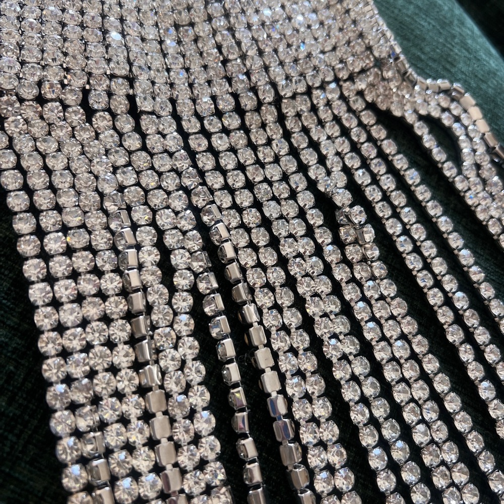Glamorous Mari Embellished Rhinestone Choker Necklace - Silver